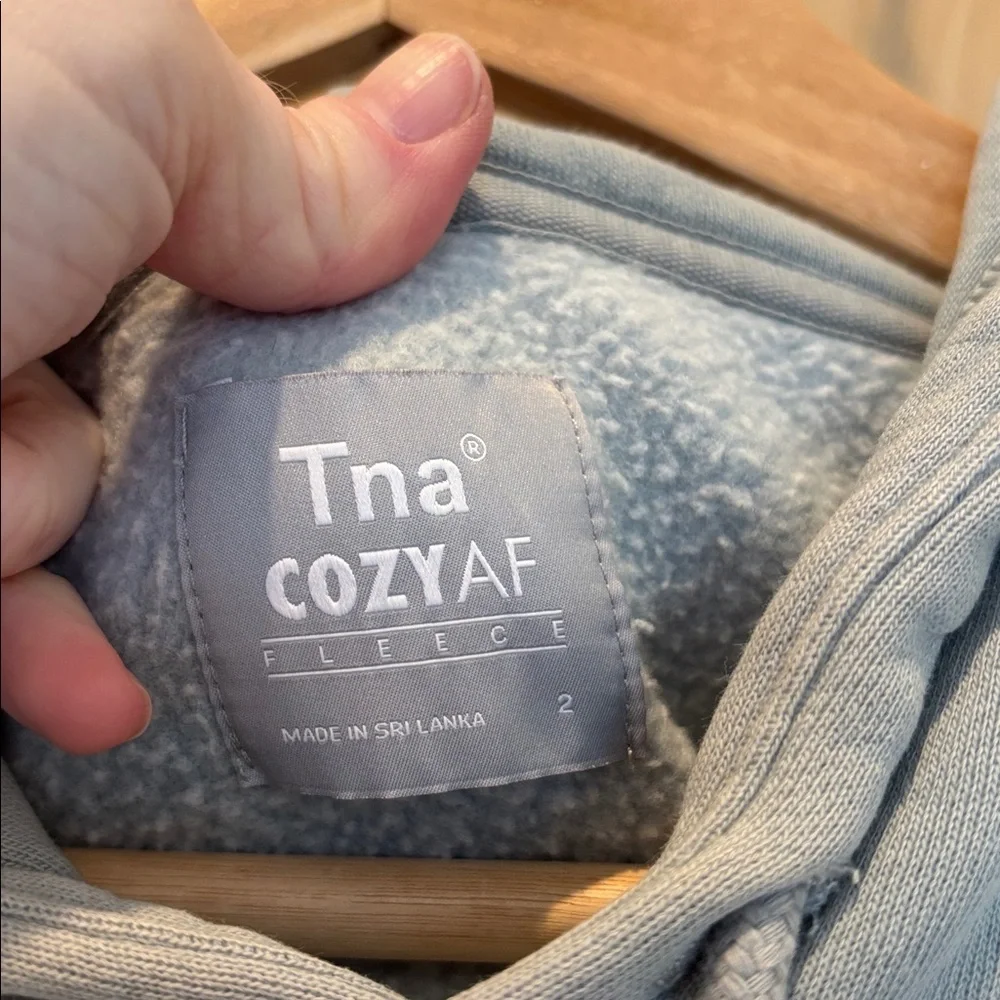 Aritzia Tna Hoodie Blue Cropped Cozy AF Size 2 - Picture 6 of 8